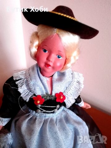 Антикварна колекционерска  кукла , снимка 2 - Колекции - 35951612