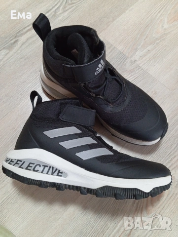 Зимни маратонки Adidas, 35 номер