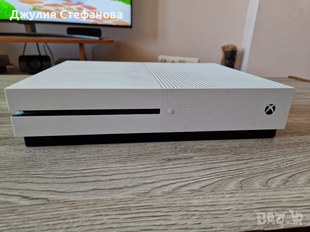 Xbox One S 1tb , снимка 1 - Xbox конзоли - 44927736