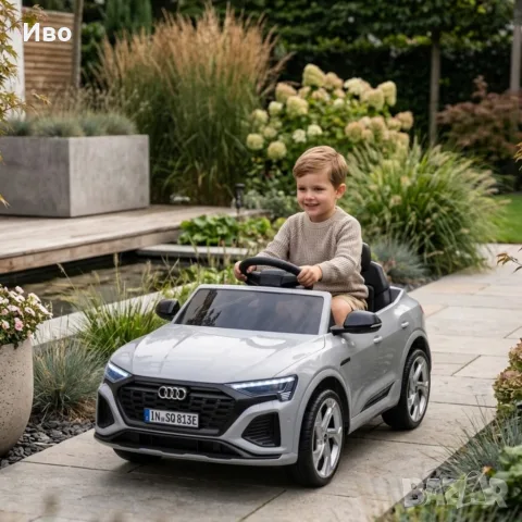 Детска акумулаторна кола Audi RS Q8 12V - Дис. управление, музика, LED светлини и амортисьори – сива, снимка 2 - Коли, камиони, мотори, писти - 55855100
