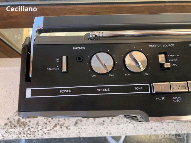 Рядък радиокасетофон JVC RC-W3LE , снимка 3 - Радиокасетофони, транзистори - 55807800