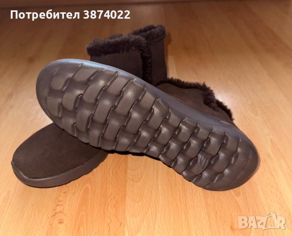 Зимни обувки, снимка 2 - Дамски боти - 44685231
