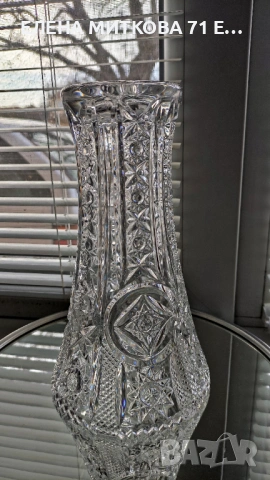 Кристална ваза с богат релеф, снимка 6 - Вази - 53774103
