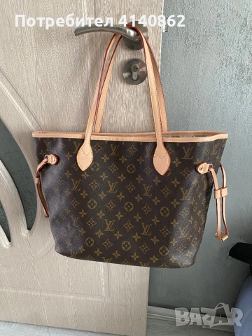 Страхотна чанта като нова louis vuitton