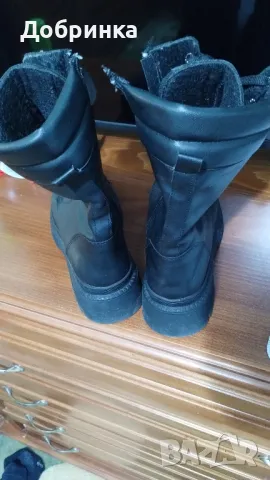 Дамски боти , снимка 2 - Дамски ботуши - 48217462