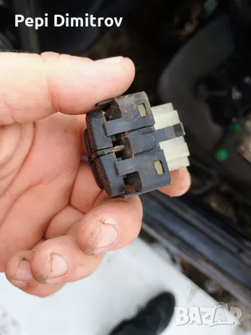 Копчета Ел стъкла Volkswagen Golf III Hatchback (08.1991 - 07.1998) , снимка 2 - Части - 48799557