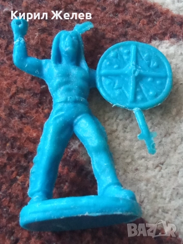 Фигурка на индиански воин 51782, снимка 3 - Фигурки - 52138799