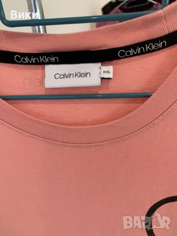 Дамска тениска Calvin Klein, снимка 4 - Тениски - 44309195