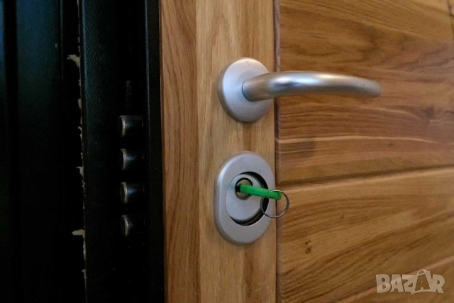 Метална входна врата, снимка 2 - Входни врати - 52056449