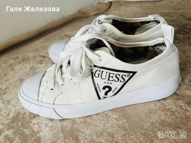 Guess-бели дамски кецове