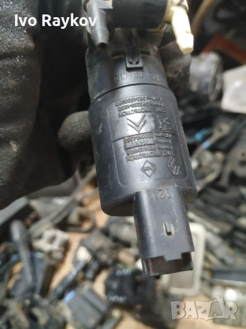 Помпичка течност чистачки Renault Megane II  , 8200031805 , снимка 5 - Части - 53746682
