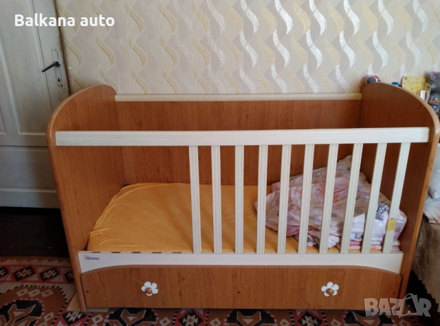 Продавам детски легла 