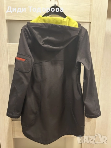 Дамско спортно яке/парка тип Softshell с качулка, снимка 3 - Якета - 56280793