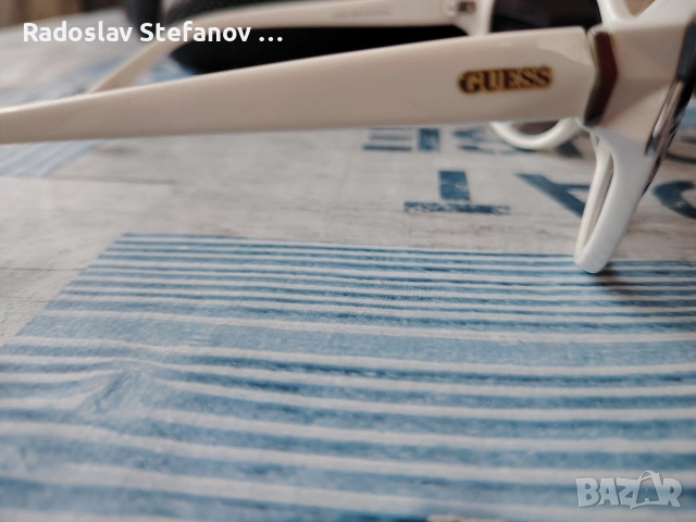 Слънчеви очила Guess , снимка 3 - Слънчеви и диоптрични очила - 53637384