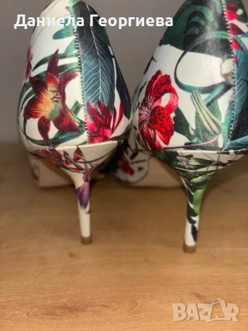 Дамски обувки, снимка 4 - Дамски обувки на ток - 47912970