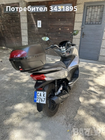 Honda PCX 125 LED, снимка 4 - Мотоциклети и мототехника - 55719472