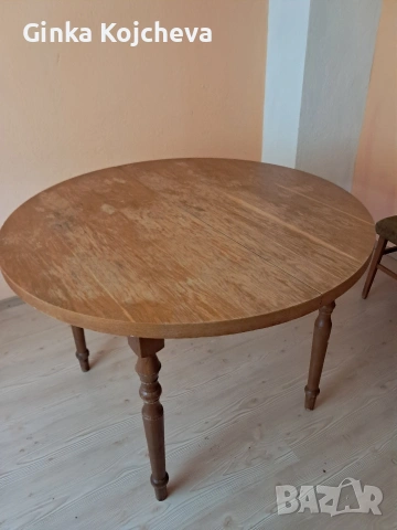 кръгла разтегателна маса 