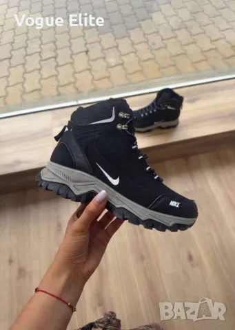 Черни спортни обувки Nike
