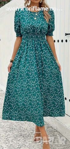 Намалена дамска рокля, размер Л