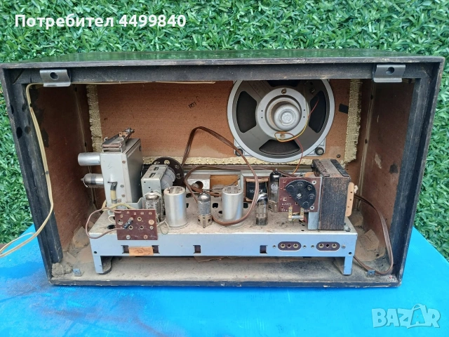 ПРОДАВАМ РЕТРО РАДИО ( SABA WILLINGEN W 3 ) , снимка 2 - Радиокасетофони, транзистори - 53491986