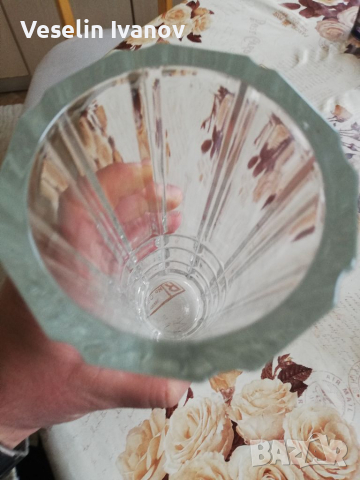 Стъклена стара ваза, снимка 3 - Вази - 36135760