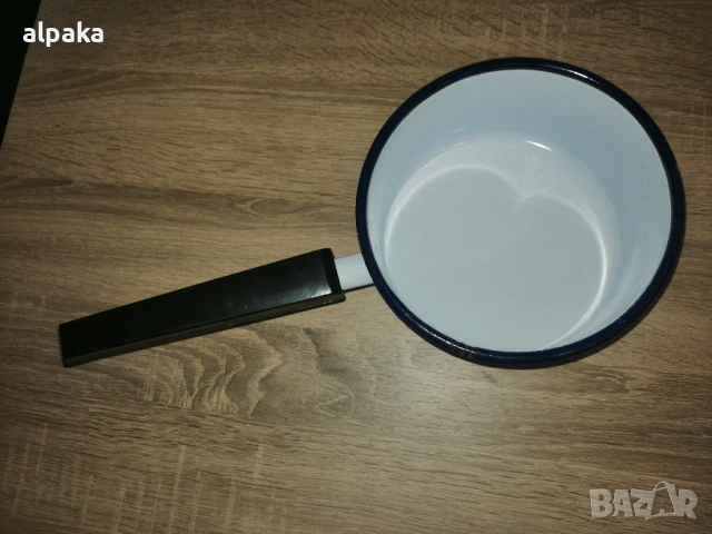 Продавам нова българска емайлирана касерола 17/10, снимка 2 - Съдове за готвене - 53686506