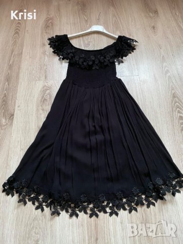 Дамска рокля с рязана дантела