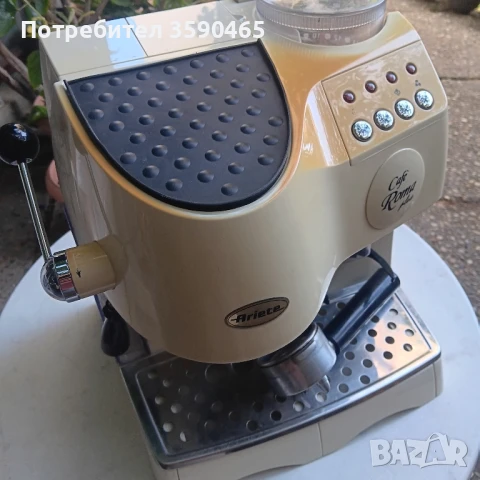 Еспресо кафемашина, снимка 3 - Кафемашини - 50867751