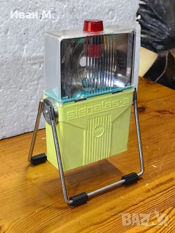 винтидж Автомобилен сигнален фенер , снимка 2 - Антикварни и старинни предмети - 52211377