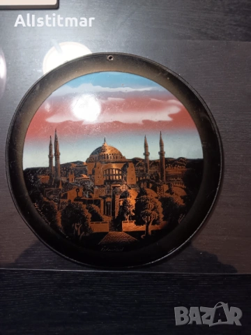 Mедна чиния за стена ръчна авторска изработка изобразена,,СВЕТА СОФИЯ" в Истамбул , снимка 2 - Антикварни и старинни предмети - 53115470