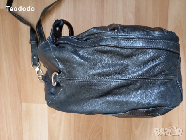 Дамска чанта естествена кожа Esprit , снимка 12 - Чанти - 38648313