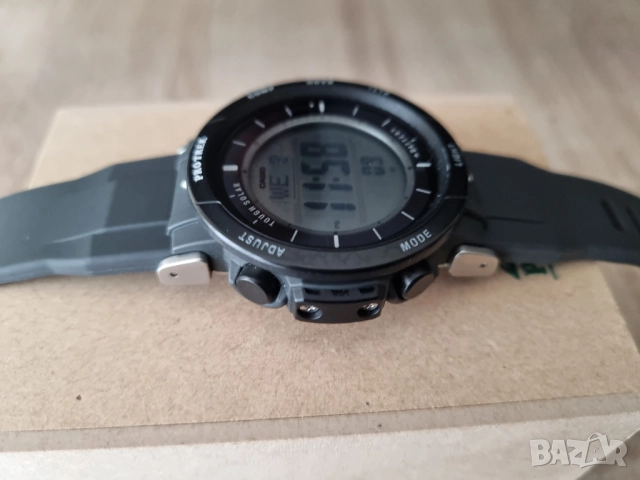Casio Pro Trek PRG-30-1DR, снимка 3 - Мъжки - 52638451