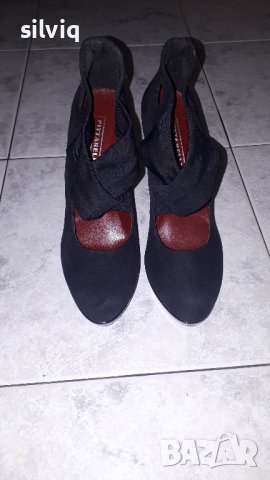 Дамски елегантни обувки PITTARELLO, снимка 1 - Маратонки - 42463341