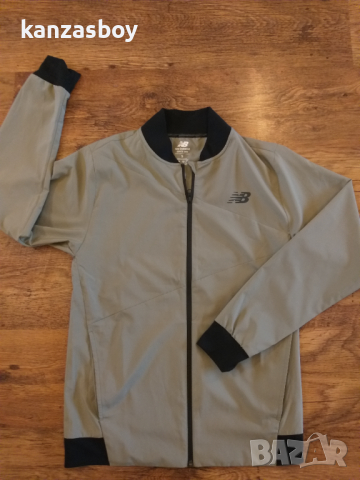 New Balance OLF Masculina - страхотно ръннинг горнище НОВО БЕЗ ЕТИКЕТ  С, снимка 5 - Спортни дрехи, екипи - 44658327