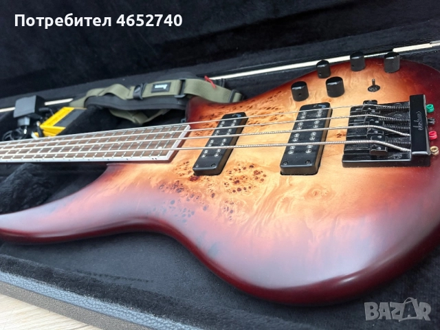 Китара bass Jackson