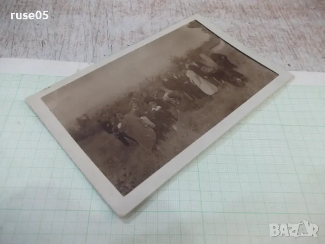 Снимка стара на група в покрайнините на града, снимка 4 - Колекции - 47915761