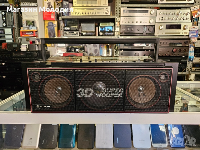 Радиокасетофон Hitachi TRK-7620E Hitachi 3D Super Woofer Boombox В отлично техническо и визуално със