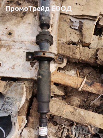 Кардан задвижващ вал Санг Йонг Родиус SsangYong Rodius I 33200-21401 A100 AT/MT 4WD 2.7XDI, снимка 2 - Части - 42527924