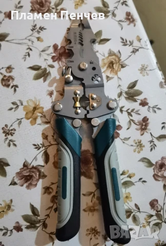клещи за кабели