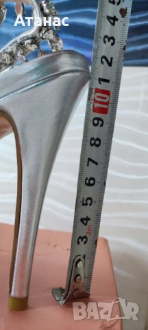 Дамски сандали с кристали , снимка 11 - Дамски елегантни обувки - 41973433