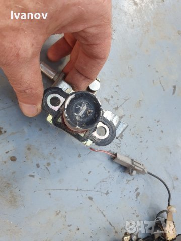 Части Тойота селика т18 брава и ключалка с жило заден капак разпънка между ботушите кора под волана , снимка 2 - Части - 41978564