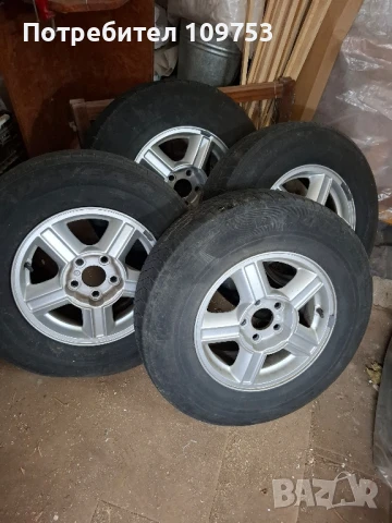 4 бр. Алуминиеви джанти 15'' за SUVs + гуми
