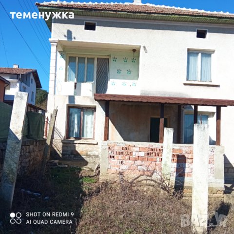 Продава се къща, снимка 2 - Къщи - 39722567