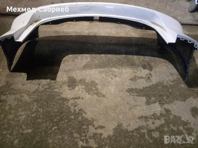 задна броня за тоуран над 2011, снимка 2 - Части - 52505450