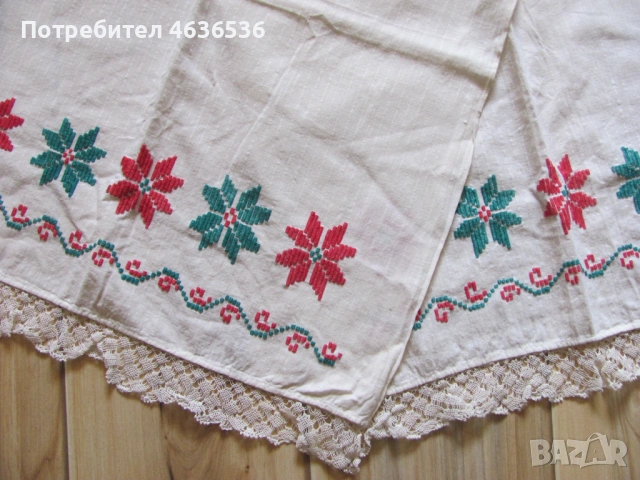 Кърпа, месал, ръчна бродерия и дантела, 144х48см., снимка 2 - Антикварни и старинни предмети - 53255587