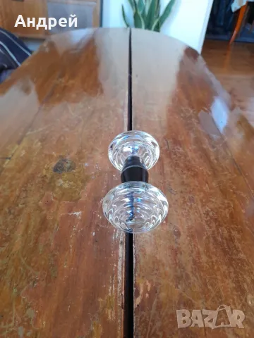 Стари дръжки,топки за брава,врата