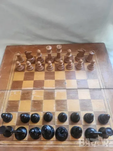 шах / табла 48Х48см, бакелит.фигури+пулове/ шах-часовник и малък 34х35х5см, нов с фигури, български, снимка 3 - Шах и табла - 53476467