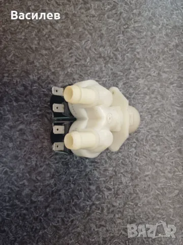 Продавам Магнитвентил за пералня универсален - двоен, 90º, φ10.5mm, снимка 2 - Перални - 50159921