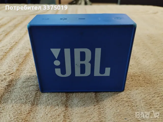 Блутут колонка JBL