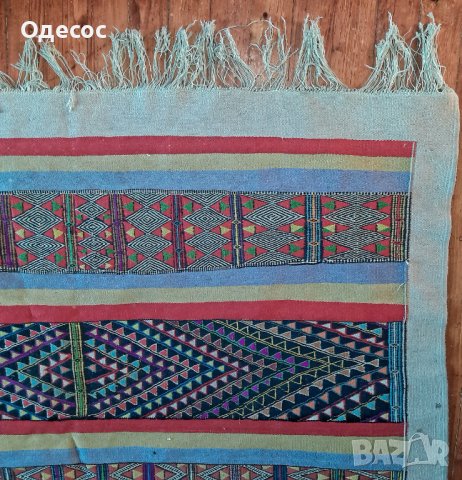 Уникален Марокански ръчно тъкан килим, снимка 3 - Антикварни и старинни предмети - 39152316